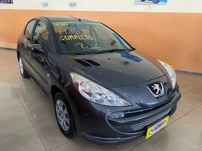 Peugeot 207 XR 1.4 Flex 8V 5p