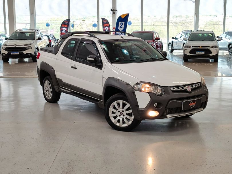 Fiat Strada Adv.1.8 16V Dualogic Flex CD