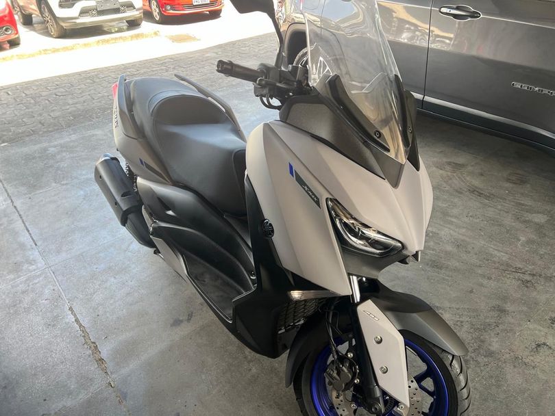 YAMAHA XMAX 250 ABS