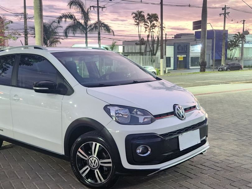 VolksWagen up! Xtreme 1.0 TSI Total Flex 12V 5p