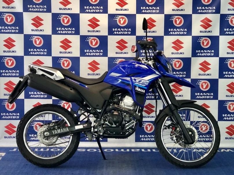 YAMAHA 250 LANDER