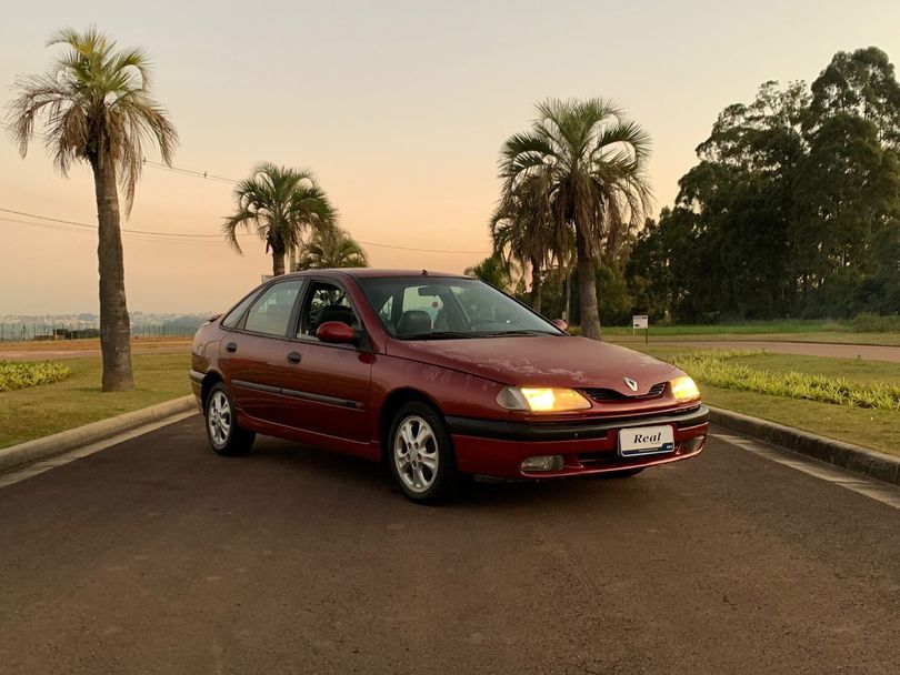 Renault Laguna RXE 2.0s 8V/16V