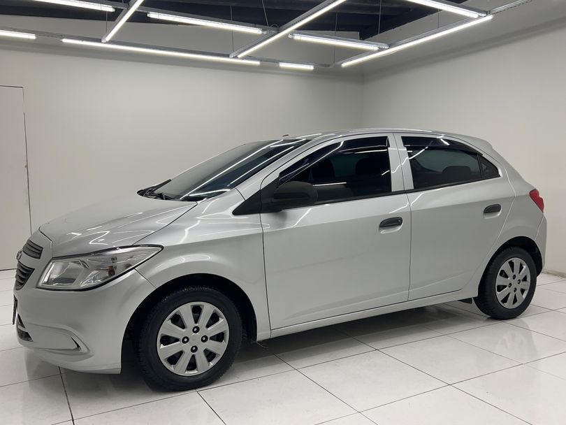 Chevrolet ONIX HATCH Joy 1.0 8V Flex 5p Mec.