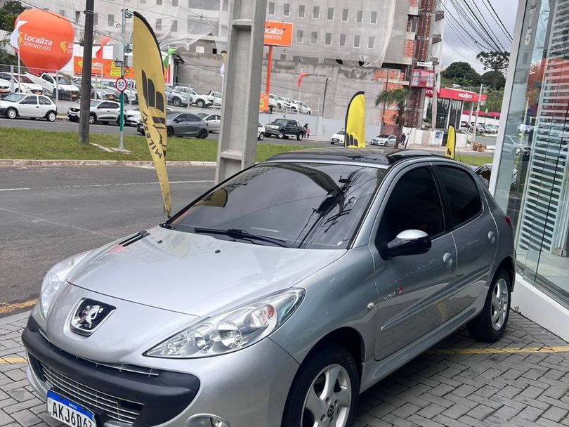 Peugeot 207 QUIKSILVER 1.4 Flex 8V 5p