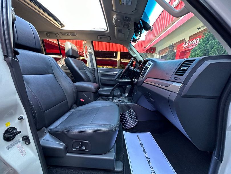 Mitsubishi Pajero HPE Full 3.2 4x4 T.I.Dies. 5p Aut