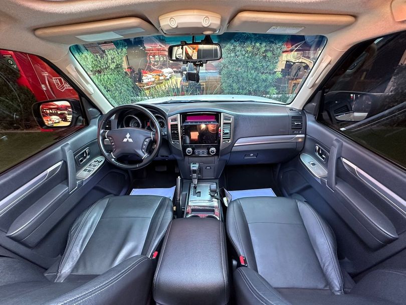 Mitsubishi Pajero HPE Full 3.2 4x4 T.I.Dies. 5p Aut