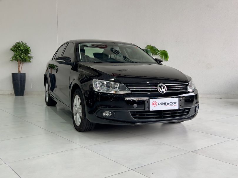 VolksWagen JETTA Comfortline 2.0 T.Flex 8V 4p Tipt.