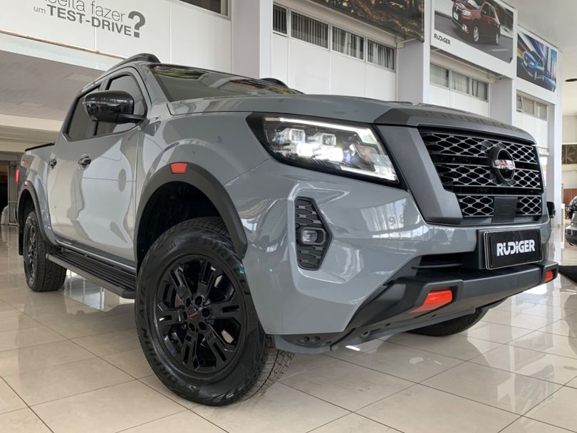 Nissan Frontier PRO4X CD 4x4 2.3 Bi-TB Die. Aut