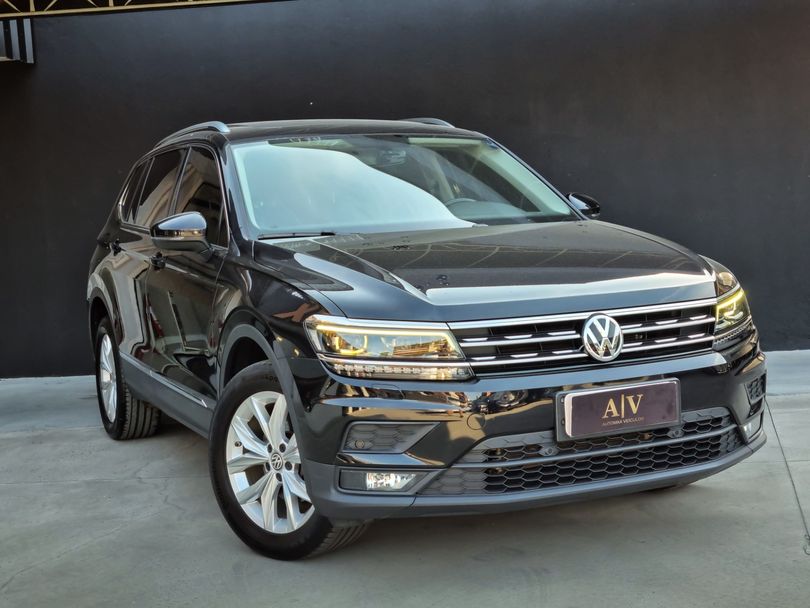 VolksWagen TIGUAN Allspac Comf 250 TSI 1.4 Flex