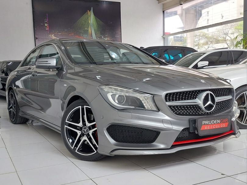 Mercedes CLA-250 Sport 4MATIC 2.0 16V 211cv Aut.