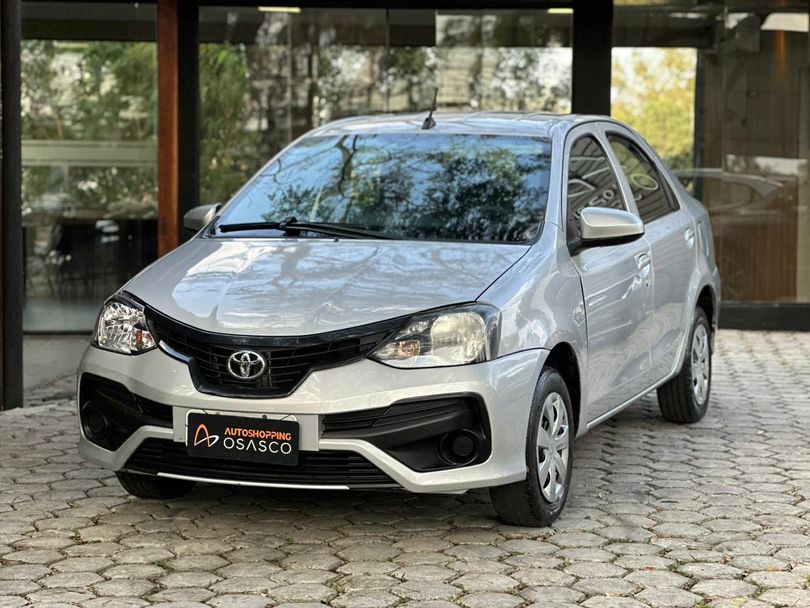 Toyota ETIOS X Sedan 1.5 Flex 16V 4p Mec.