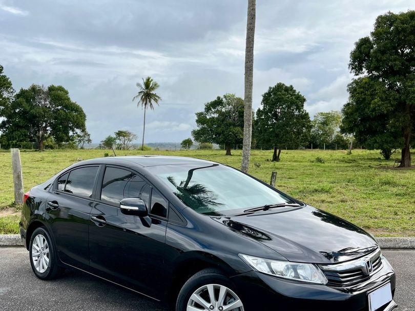 Honda Civic Sedan LXR 2.0 Flexone 16V Aut. 4p