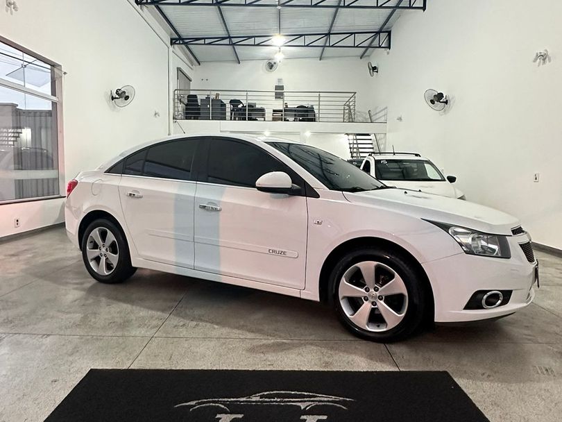 Chevrolet CRUZE LT 1.8 16V FlexPower 4p Aut.