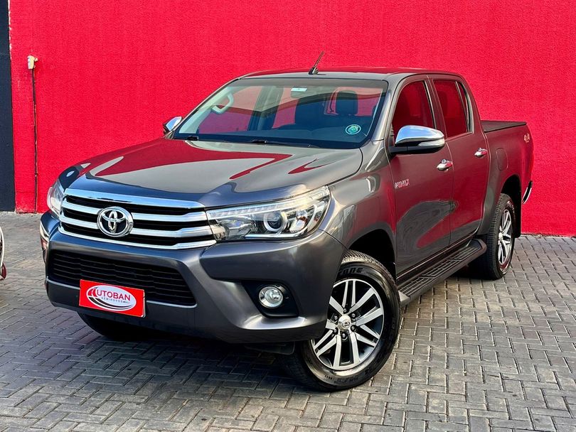 Toyota Hilux CD SRX 4x4 2.8 TDI 16V Diesel Aut.