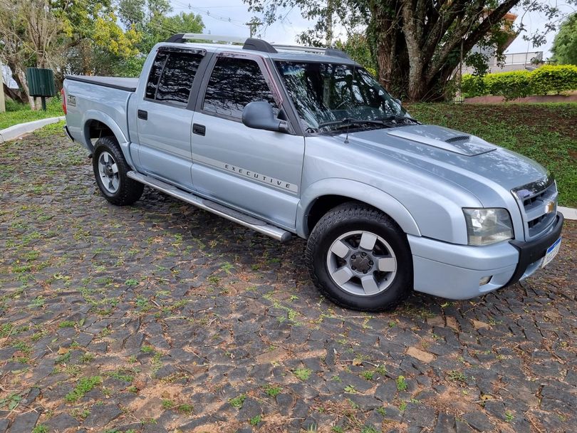 Chevrolet S10 P-Up Executive 2.4 MPFI F.Power CD
