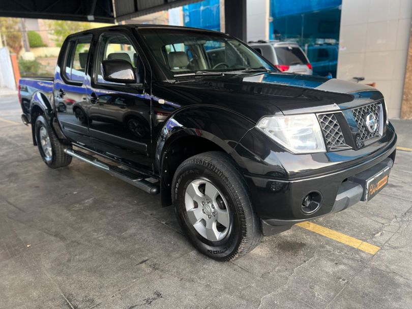 Nissan Frontier XE  CD 4x4 2.5 TB Diesel