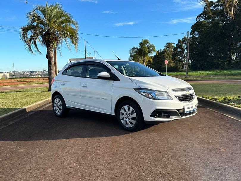 Chevrolet ONIX HATCH LT 1.4 8V FlexPower 5p Mec.