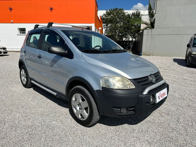 VolksWagen CROSSFOX 1.6 Mi Total Flex 8V 5p