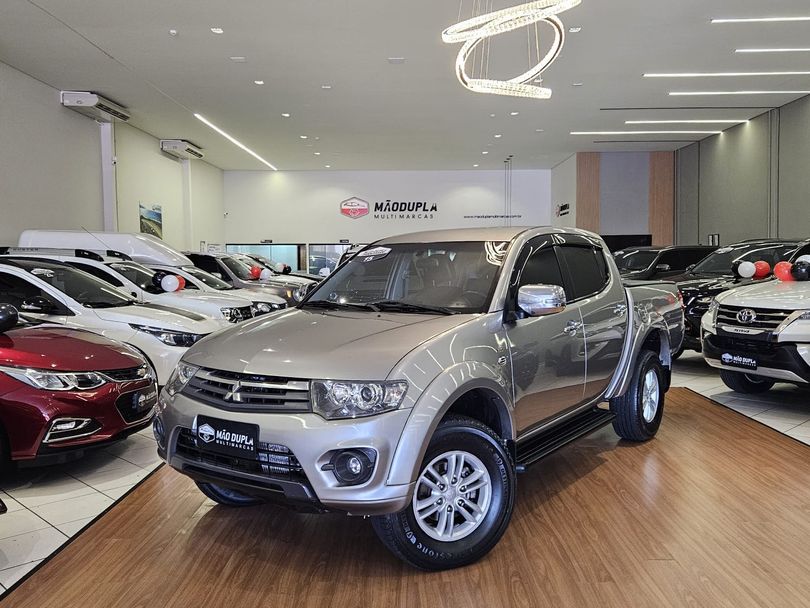Mitsubishi L200 Triton HPE 3.2 CD TB Int.Diesel Aut