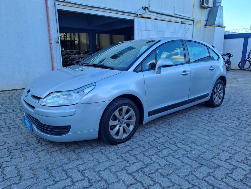 Citroën C4 GLX 2.0 Flex 16V 5p Aut.