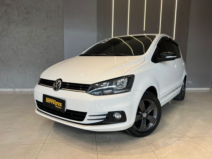 VolksWagen Fox Connect 1.6 Flex 8V 5p