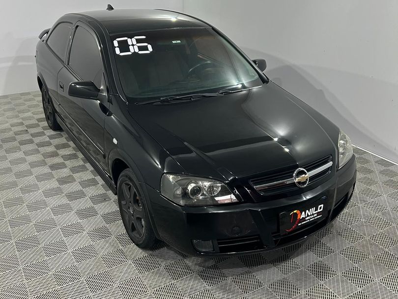 Chevrolet Astra Advantage 2.0 MPFI FlexPower 8V 3p