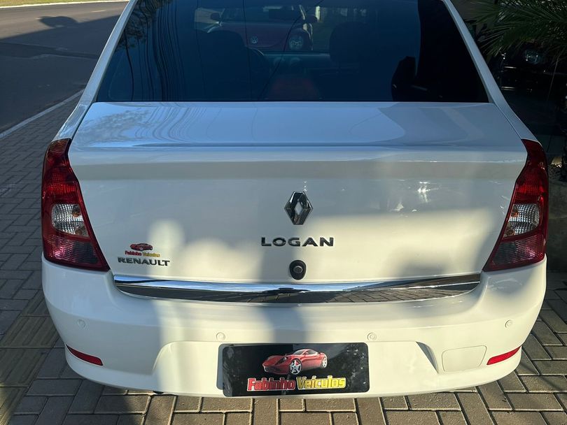 Renault LOGAN Authentique Hi-Flex 1.0 16V 4p