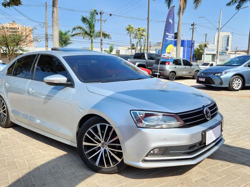 VolksWagen JETTA Comfortline 1.4 TSI 16V 4p Aut.