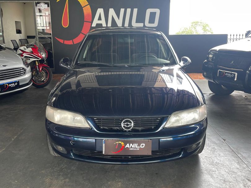Chevrolet Vectra CD 2.2 16V / 2.0 16V Mec./Aut.
