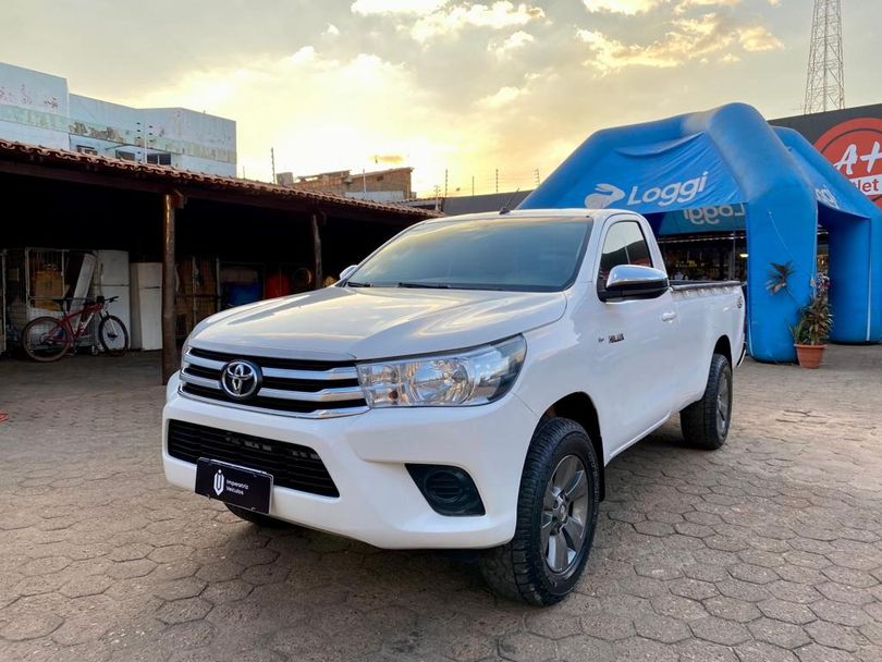 Toyota Hilux CS 4x4 2.8 TDI Diesel Mec.