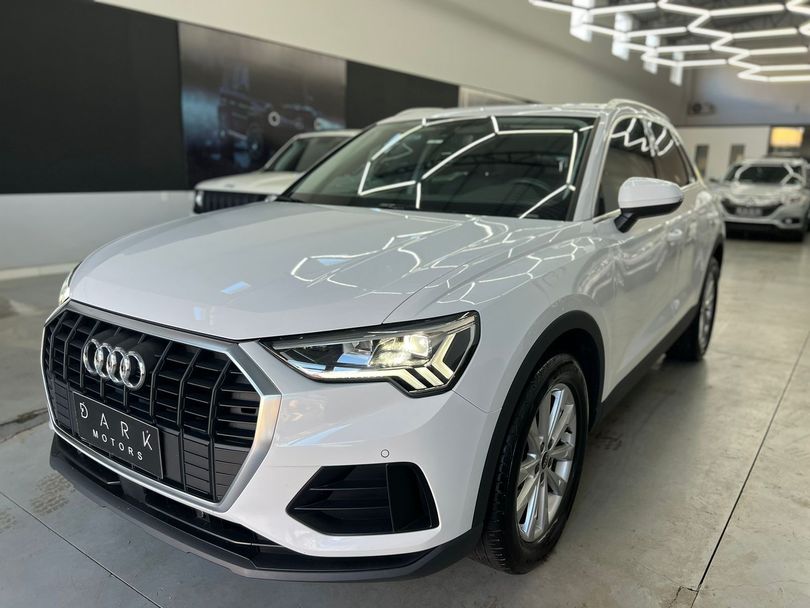 Audi Q3 P. Plus 1.4 TFSI Flex/P.Plus S-tronic