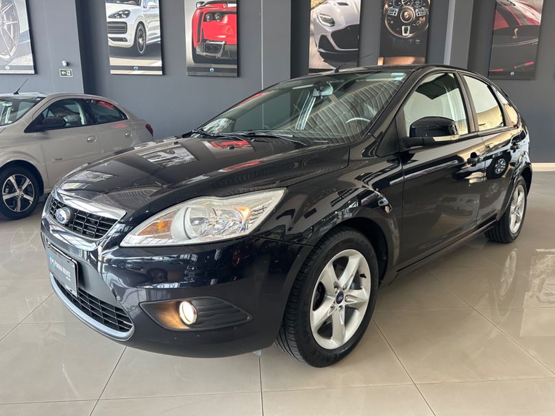 Ford Focus 1.6 S/SE/SE Plus Flex 8V/16V  5p