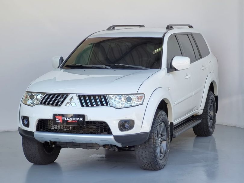 Mitsubishi Pajero DAKAR 3.2 4x4 T.I. Dies. 5p Aut.
