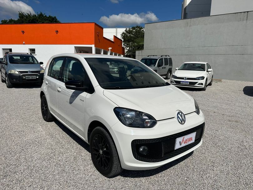 VolksWagen up! move 1.0 TSI Total Flex 12V 5p