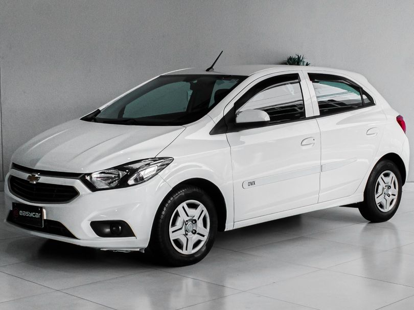 Chevrolet ONIX HATCH LT 1.0 8V FlexPower 5p Mec.