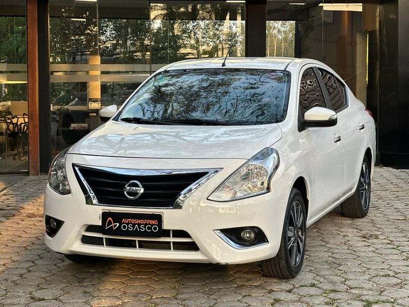 Nissan VERSA SL 1.6 16V FlexStart 4p Aut.