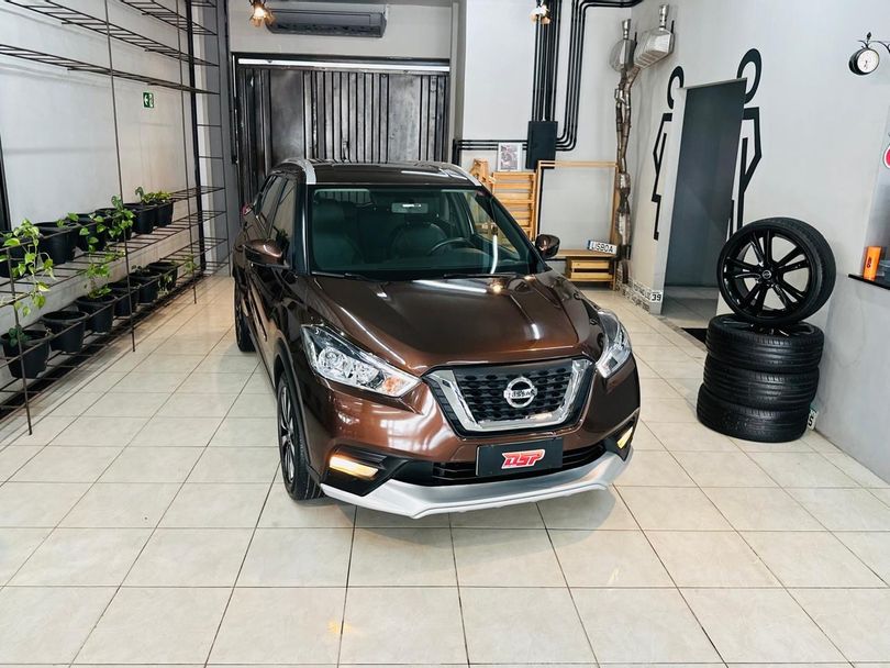 Nissan KICKS SV 1.6 16V FlexStar 5p Aut.