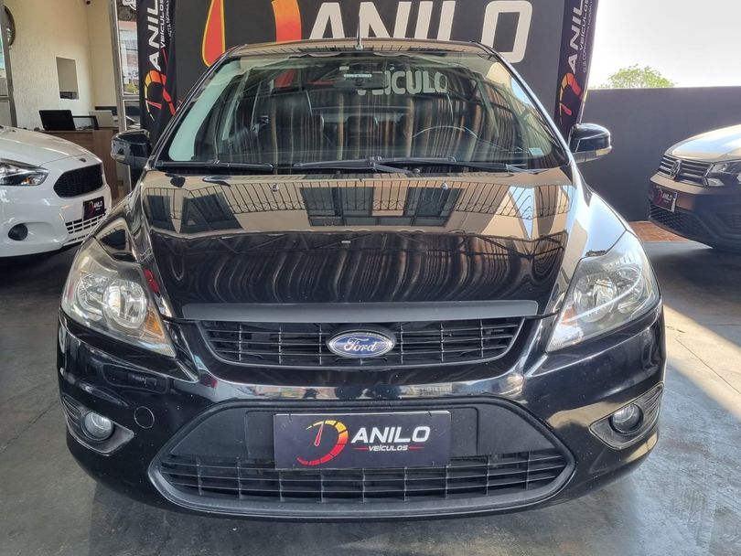 Ford Focus Sedan 2.0 16V/2.0 16V Flex 4p Aut.