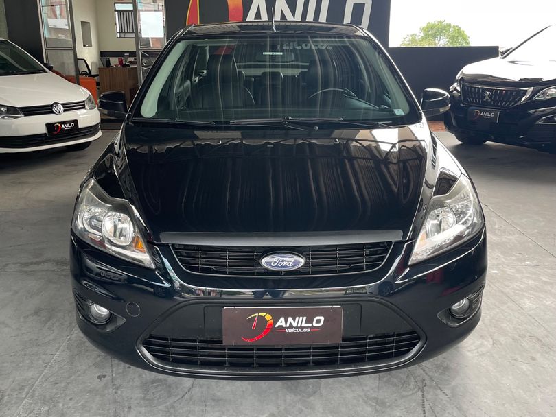 Ford Focus Sedan 2.0 16V/2.0 16V Flex 4p Aut.