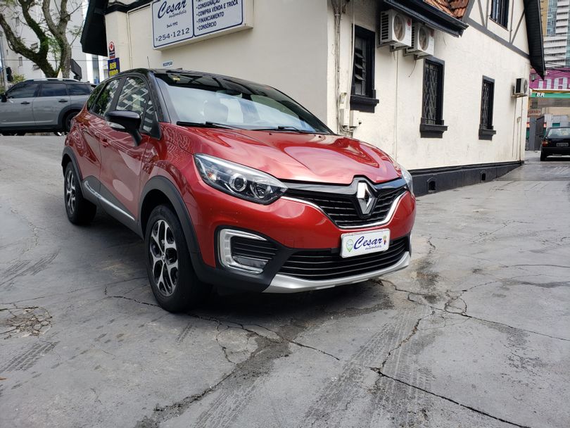 Renault CAPTUR Intense 1.6 16V Flex 5p Aut.