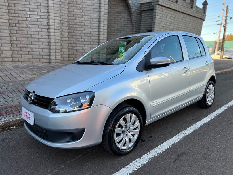 VolksWagen Fox 1.6 Mi Total Flex 8V 5p