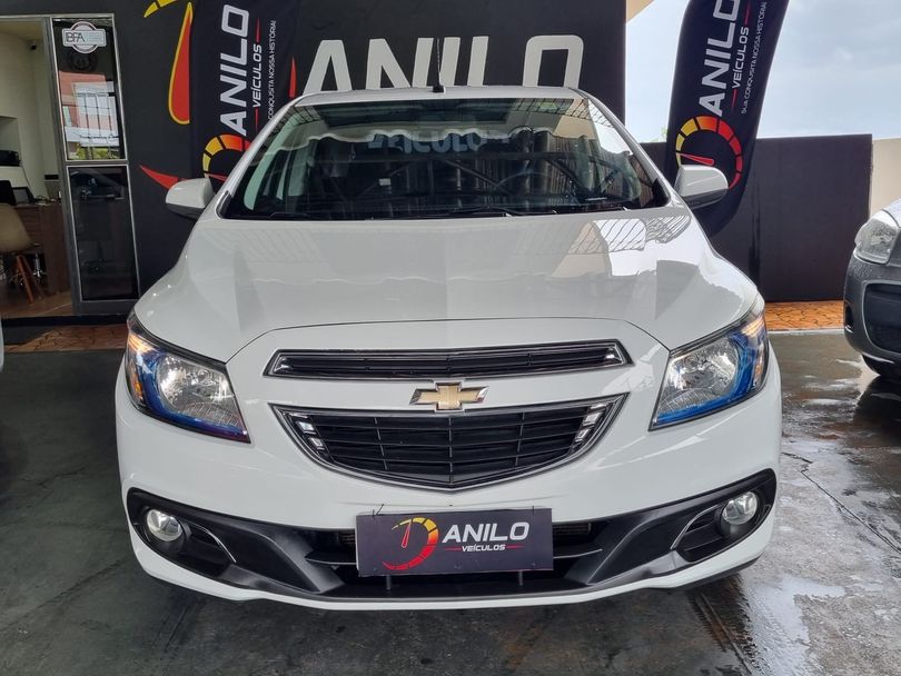 Chevrolet ONIX HATCH LTZ 1.4 8V FlexPower 5p Mec.