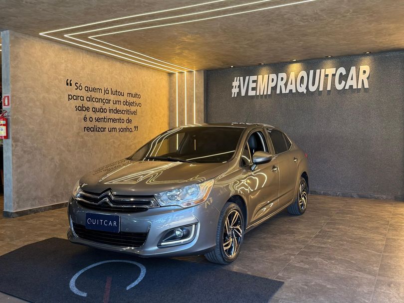 Citroën C4 LOUNGE Exclusive 1.6 Turbo 4p Aut.