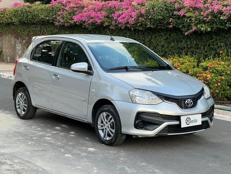 Toyota Etios XS 1.5 (Flex) (Aut)