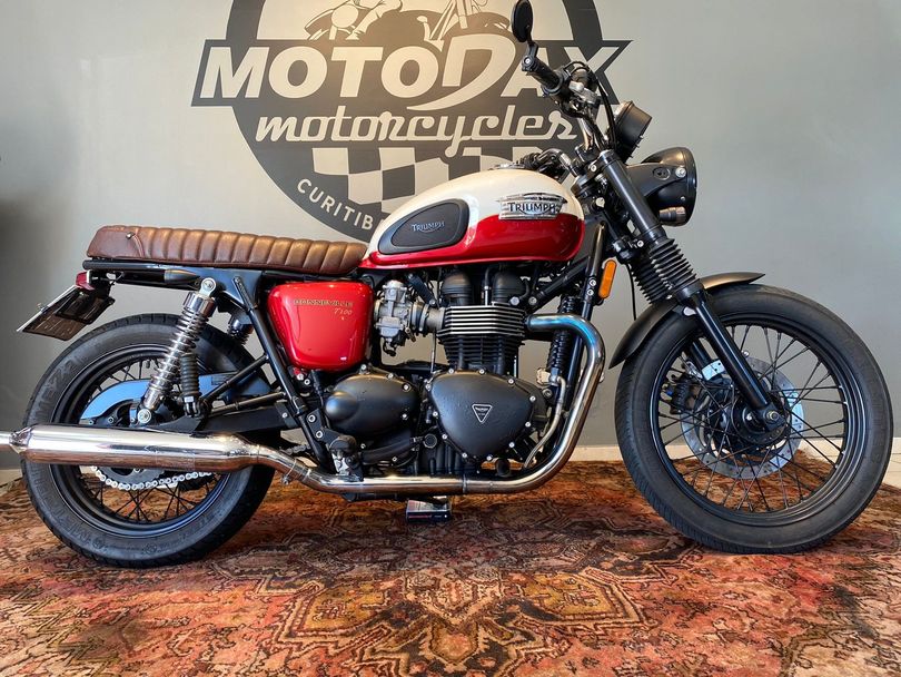 TRIUMPH BONNEVILLE T 100