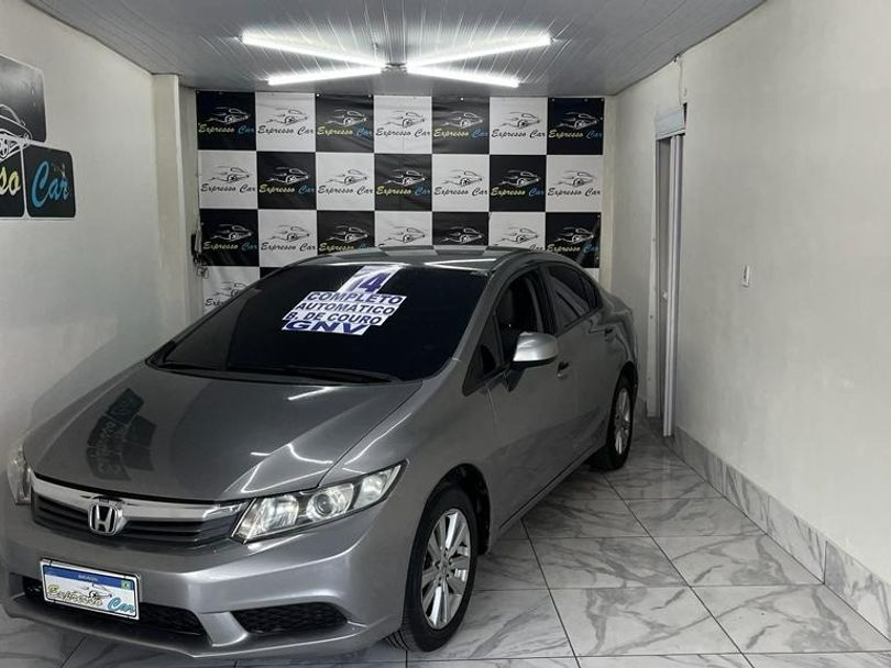 Honda Civic Sedan LXS 1.8/1.8 Flex 16V Aut. 4p