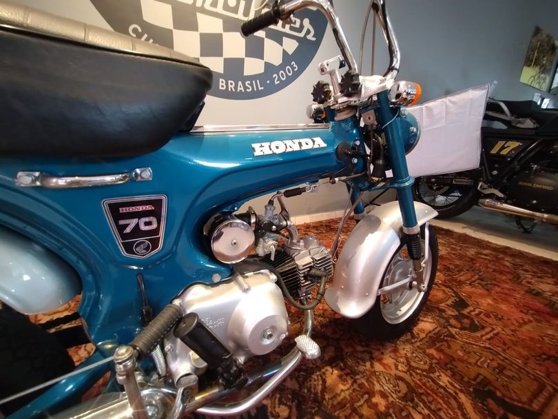 Honda ST70