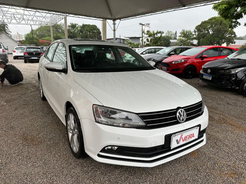 VolksWagen JETTA Highline 2.0 TSI 16V 4p Tiptronic
