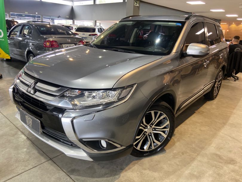 Mitsubishi OUTLANDER 2.2 165cv Diesel Aut.