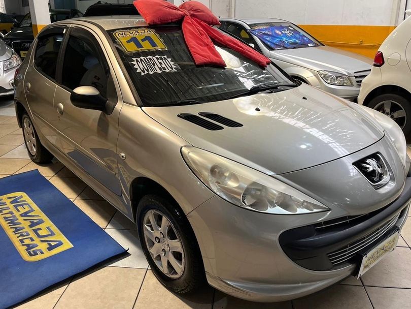 Peugeot 207 XR 1.4 Flex 8V 5p